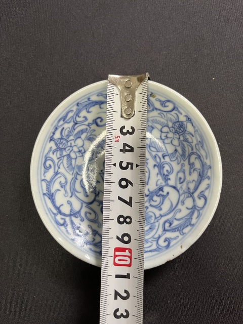 古玩陶瓷清中期青花淡描花卉紋盤拍賣，當前價格288元