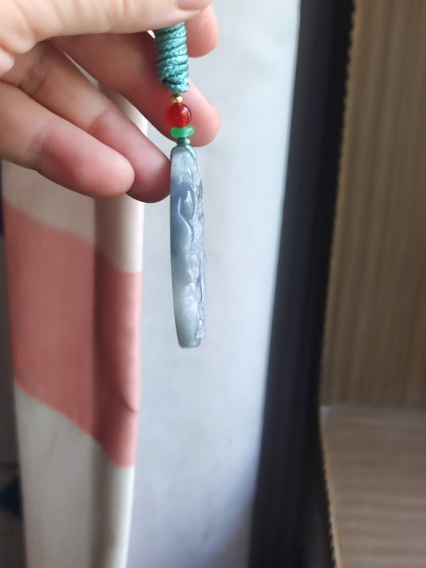 古玩玉器翡翠雕刻山水牌拍賣,當前價格180元