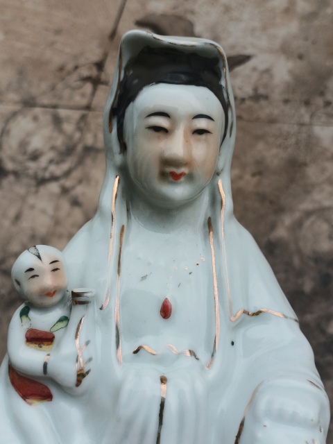 古玩陶瓷白釉粉彩觀音菩薩造像拍賣，當前價格1999元