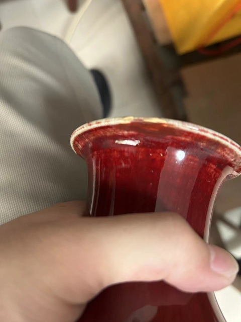 古玩陶瓷清中晚期窯變紅釉瓶拍賣,當前價格11000元