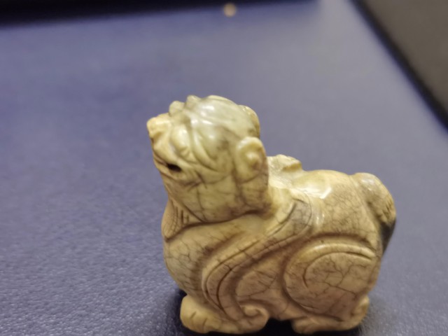 古玩玉器和田玉雕“瑞獸”拍賣,當(dāng)前價格39999元