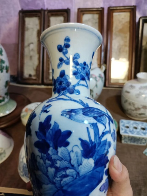 古玩陶瓷光緒富貴白頭青花觀音瓶拍賣(mài),當(dāng)前價(jià)格4888元