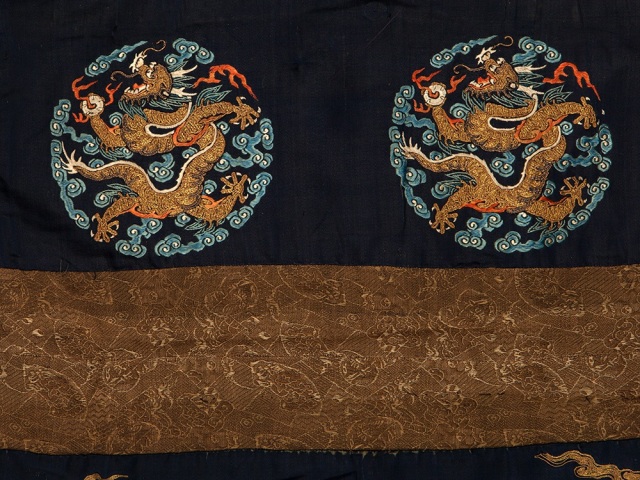 古玩雜項刺繡椅披真品鑒賞圖