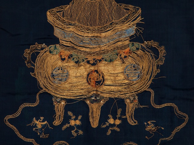 古玩雜項刺繡椅披真品鑒賞圖