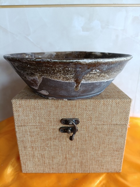 古玩陶瓷唐代青釉大盞拍賣，當前價格598元