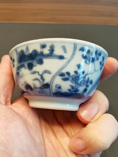 古玩陶瓷康熙青花山水人物紋開窗茶杯拍賣,當前價格1500元
