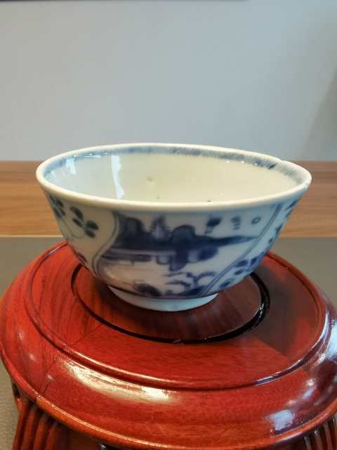 古玩陶瓷康熙青花山水人物紋開窗茶杯拍賣,當前價格1500元