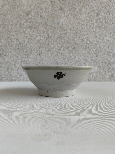 古玩陶瓷澀圈圈足疊燒工藝碗拍賣，當(dāng)前價(jià)格398元