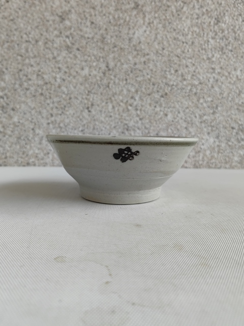 古玩陶瓷澀圈圈足疊燒工藝碗拍賣，當(dāng)前價(jià)格398元