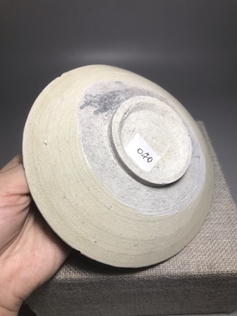 古玩陶瓷(南宋)影青釉刻花紋六決盤拍賣,當前價格0元