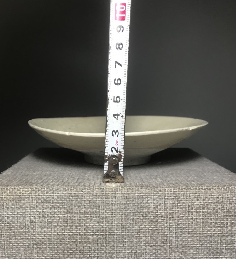 古玩陶瓷(南宋)影青釉刻花紋六決盤拍賣,當前價格0元