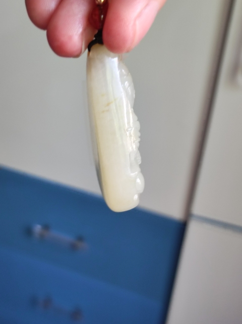 古玩玉器觀音拍賣，當前價格120元