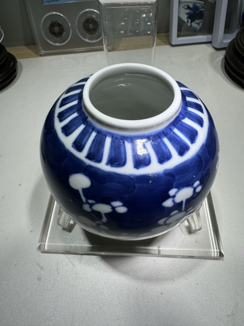 古玩陶瓷民國青花冰梅罐拍賣,當前價格1580元
