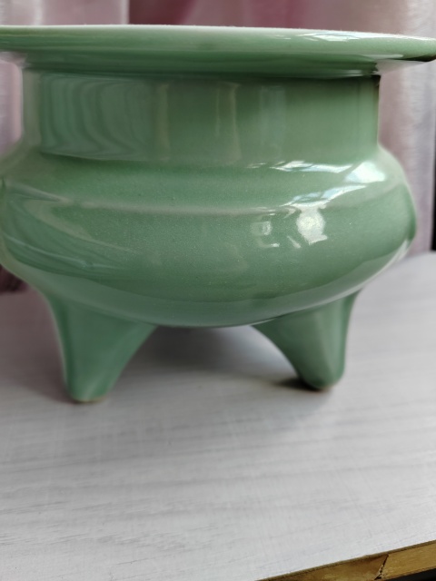 古玩陶瓷鬲式香爐拍賣,當(dāng)前價(jià)格888元