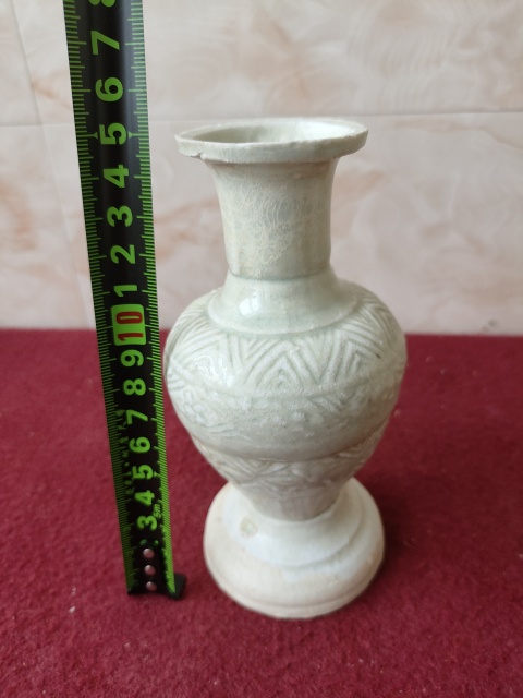 古玩陶瓷云市窯花卉紋盤口瓶拍賣,當前價格2800元
