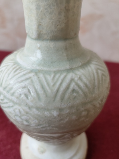 古玩陶瓷云市窯花卉紋盤口瓶拍賣,當前價格2800元