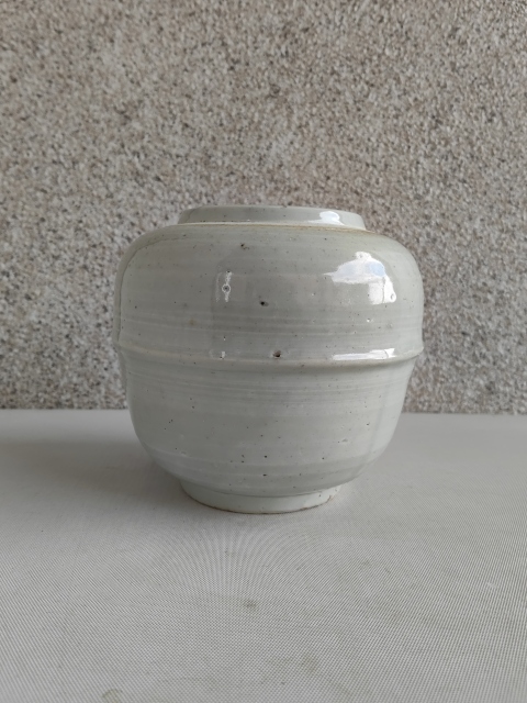古玩陶瓷清中期白釉罐拍賣，當前價格680元