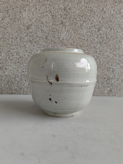古玩陶瓷清中期白釉罐拍賣，當前價格680元