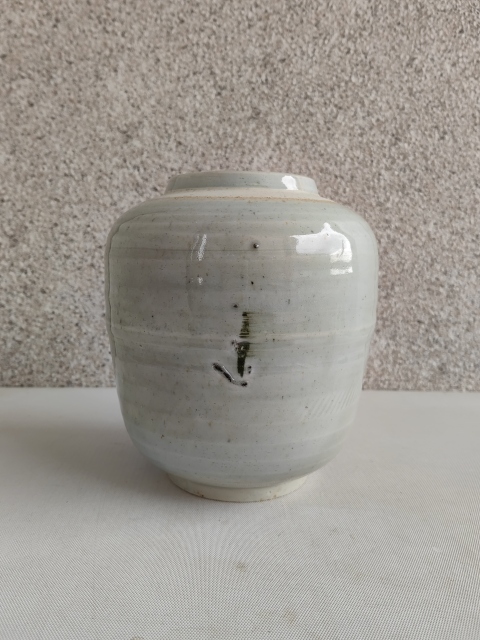 古玩陶瓷清中期白釉罐拍賣,當前價格680元
