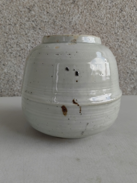 古玩陶瓷清中期白釉罐拍賣，當前價格680元