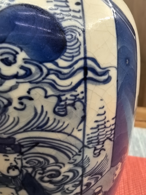 古玩陶瓷煨瓷(煮酒論英雄)青花人物紋瓶拍賣,當前價格18888元