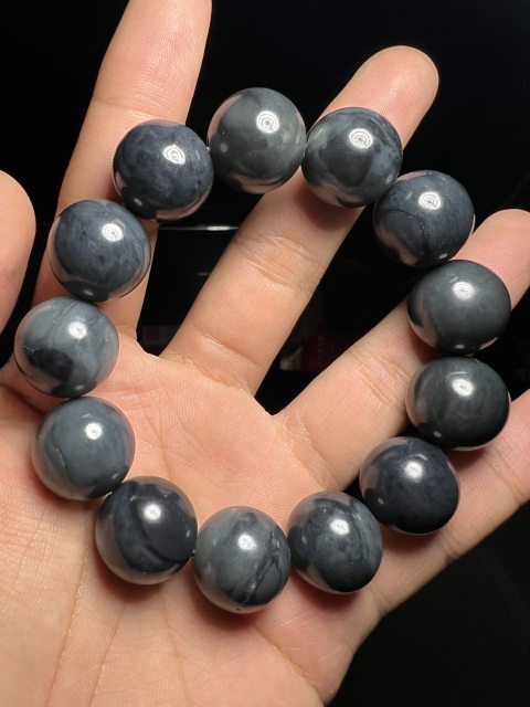 古玩玉器和田玉珠手串拍賣，當前價格288元