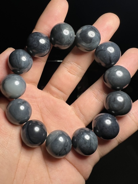 古玩玉器和田玉珠手串拍賣，當前價格288元