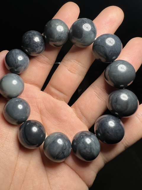 古玩玉器和田玉珠手串拍賣，當前價格288元