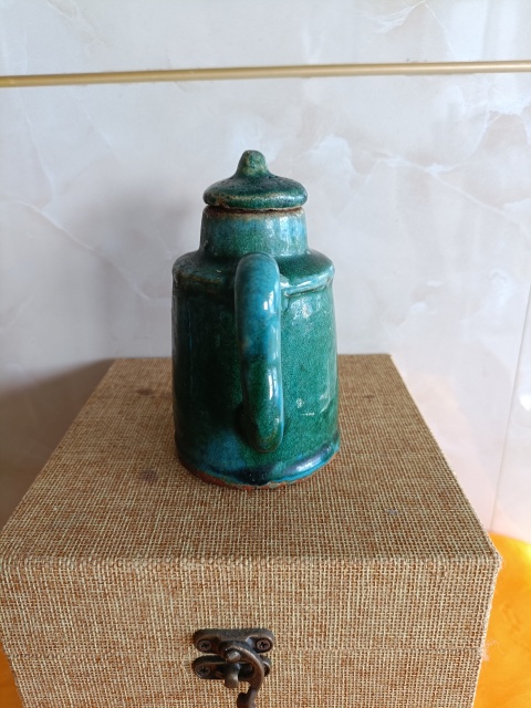 古玩陶瓷晚清寶石綠.綠釉執壺拍賣，當前價格298元