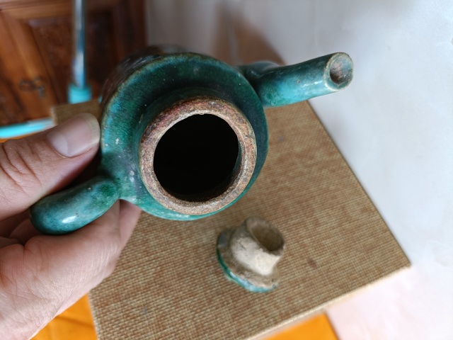 古玩陶瓷晚清寶石綠.綠釉執壺拍賣，當前價格298元