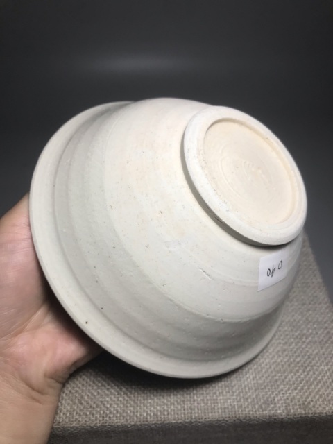 古玩陶瓷(宋代釉水好)精美青白釉碗拍賣,當(dāng)前價(jià)格0元