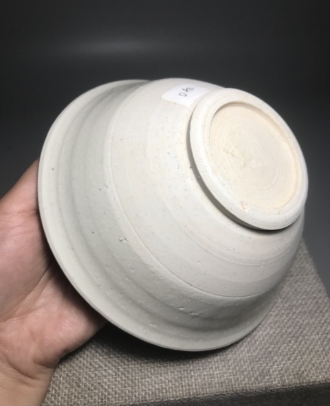 古玩陶瓷(宋代釉水好)精美青白釉碗拍賣,當(dāng)前價(jià)格0元