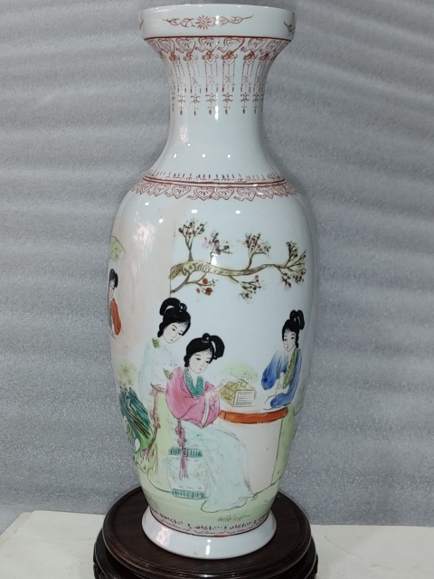 古玩陶瓷仕女紋瓶拍賣,當前價格1680元