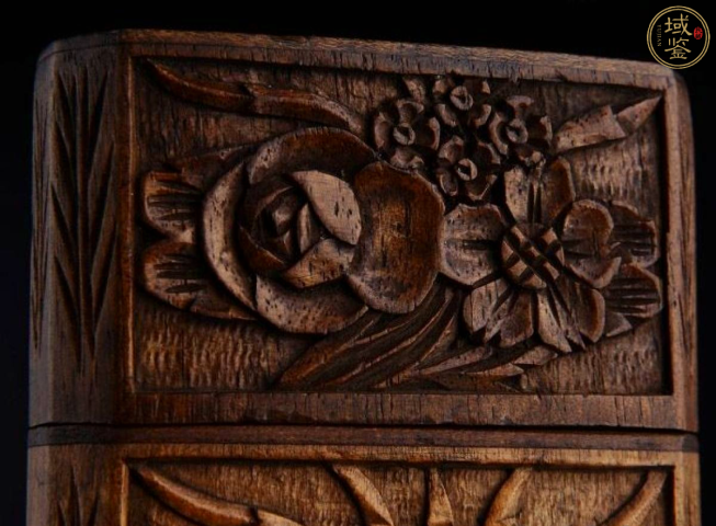 古玩雜項(xiàng)清代十三行檀香木雪茄盒拍賣，當(dāng)前價(jià)格1800元