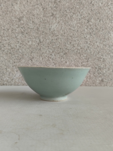 古玩陶瓷豆青釉茶碗拍賣,當前價格550元