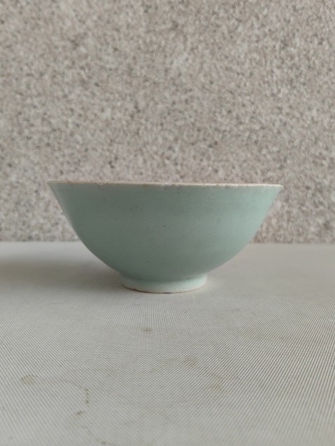 古玩陶瓷豆青釉茶碗拍賣,當前價格550元