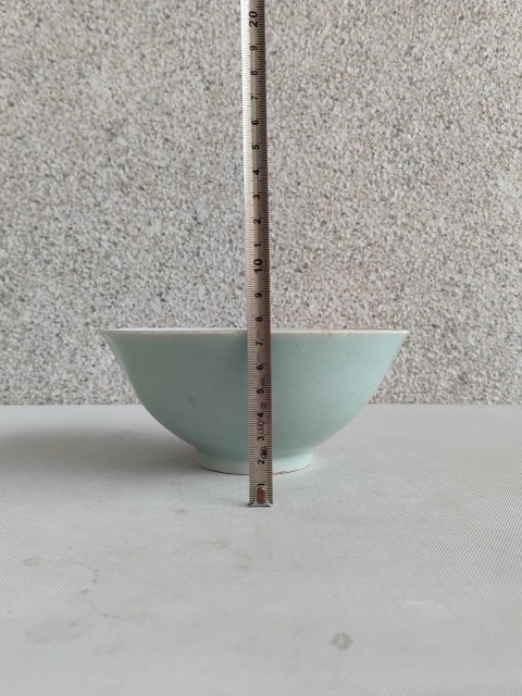 古玩陶瓷豆青釉茶碗拍賣,當前價格550元