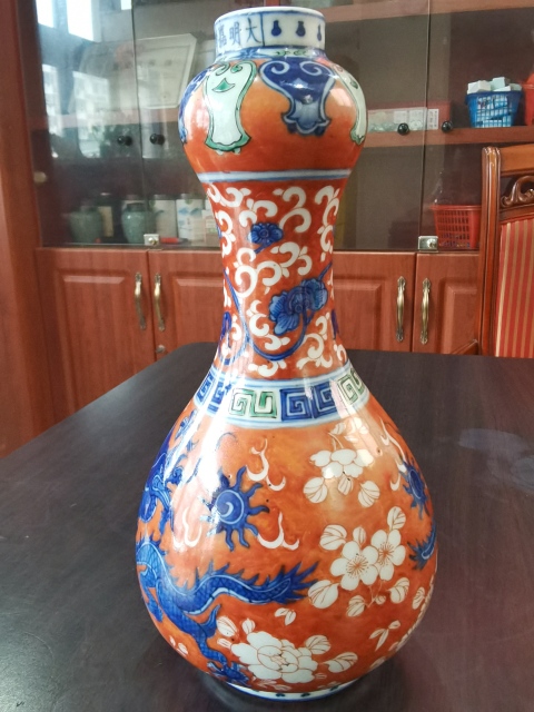古玩陶瓷青花五彩云龍紋蒜頭瓶拍賣，當前價格14000元