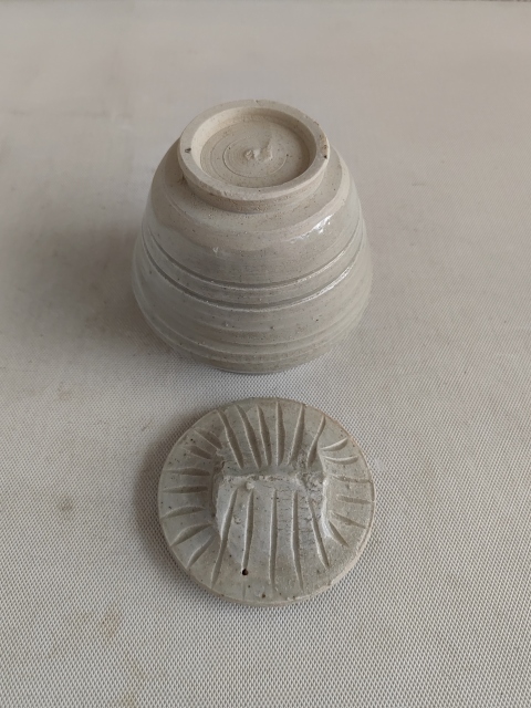 古玩陶瓷青白釉塔式罐拍賣,當前價格450元