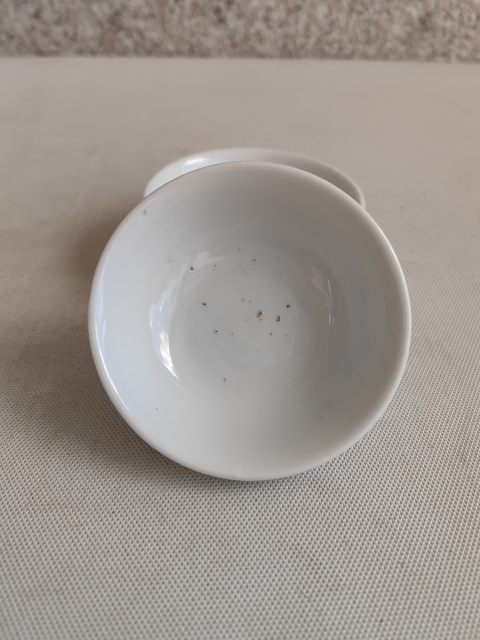 古玩陶瓷白釉小碟拍賣，當前價格160元