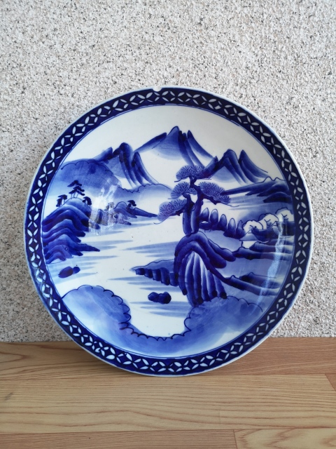 古玩陶瓷山水紋青花盤拍賣，當前價格550元