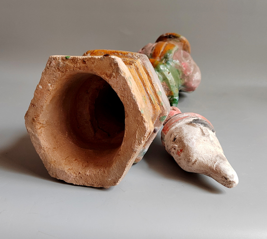 古玩陶瓷三彩捧盤仕女俑拍賣，當前價格9699元