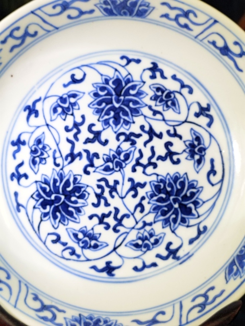 古玩陶瓷【觀古堂光緒官窯精品放漏】青花纏枝蓮紋盤拍賣，當前價格49998元
