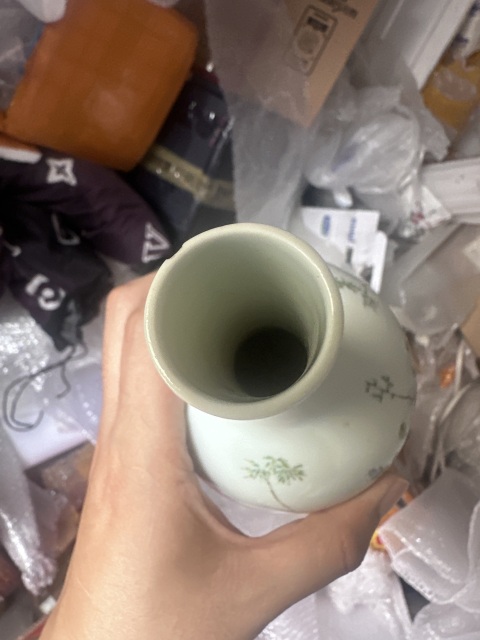 古玩陶瓷粉彩安居樂業(yè)圖天球瓶拍賣,當(dāng)前價(jià)格5000元