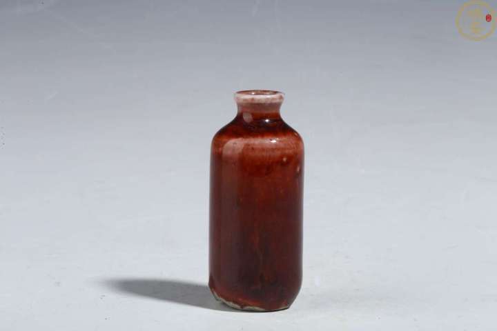 古玩陶瓷晚清朗窯紅鼻煙壺拍賣,當(dāng)前價(jià)格6999元
