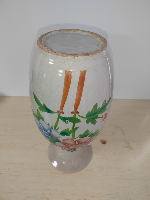 古玩陶瓷牡丹紋竹絲刷花雙耳撇口瓶拍賣,當前價格400元