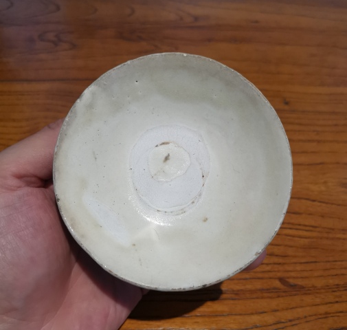 古玩陶瓷宋金?白釉斗笠盞拍賣，當(dāng)前價格999元