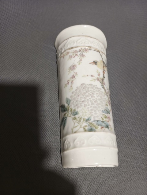 古玩陶瓷清晚期 淺絳彩花鳥紋壁瓶拍賣,當前價格3600元