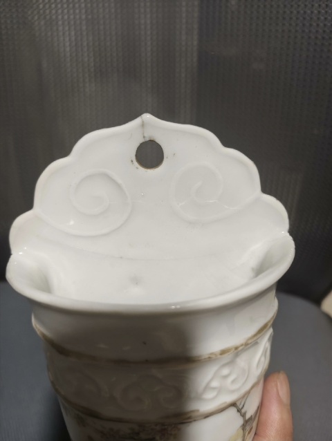 古玩陶瓷清晚期 淺絳彩花鳥紋壁瓶拍賣,當前價格3600元