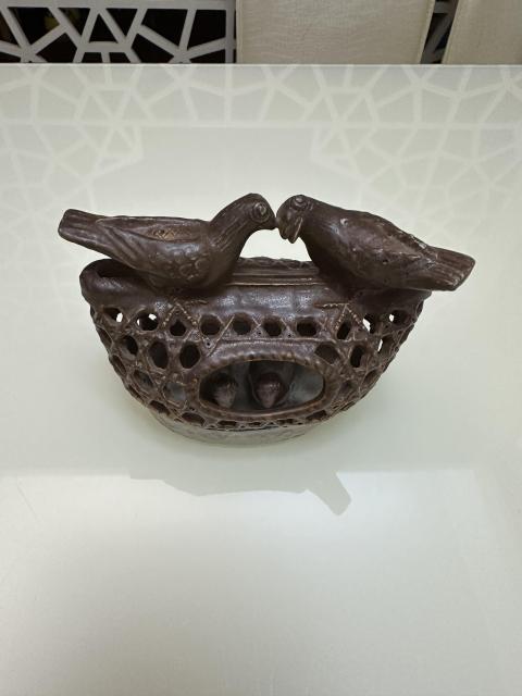 古玩陶瓷醬釉婁空鴿子窩拍賣，當前價格880元